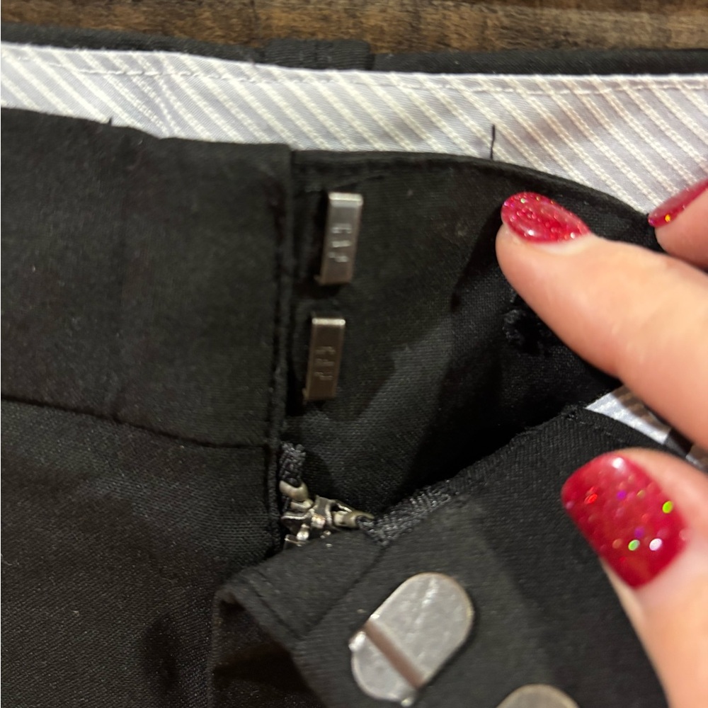 GAP Black Women’s Dress Pants - Picture 6 of 10